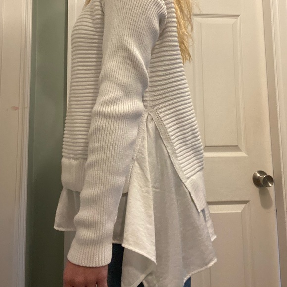super soft white layered sweater - Picture 2 of 4